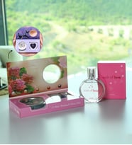 Avon Wish of Love Parfüm & İstiridye İçinde Gerçek Kültür İnci Kolye Kadına Hediye Seti