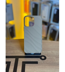 iPhone 15 Pro Max Uyumlu Kaymaz Tırtıklı Dokulu Mat Kılıf (Bej)
