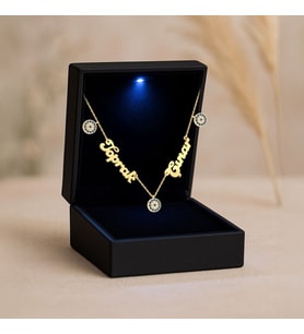 Işıklı Kutuda Kişiye Özel Nazarlı İki İsimli Gümüş Kolye (Gold)