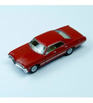 Kinsmart 1967 Chevrolet Impala 1:43 Kırmızı Çek Bırak Model Araba