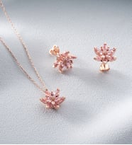 925 Ayar Gümüş Pembe Lotus Çiçeği Kolye Küpe Seti