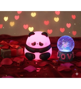 2 li Sevgiliye Romantik Hediye Seti Slikon Panda Renkli LED Gece Lambası ve 9 Cm Love Kar Küresi Set
