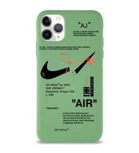Apple iPhone 11 Pro Max Uyumlu Lansman Kılıf Sneakers Tasarımlı Altı Kapalı İçi Kadife Kaplı  Kapak (Şeffaf)