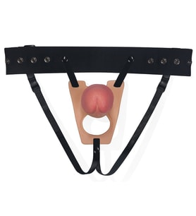 Gerçekçi Ten Dokusunda Yumuşak İçi Boş 22 Cm Kemerli Penis