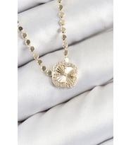 Pirinç Zirkon Taşlı Yonca Model Ezme Zincir Gold Renk Kadın Kolye TJ-BKO10392