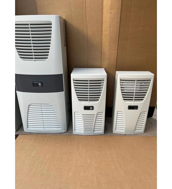 SK 3361500 RITTAL YAN PANEL KAPI MONTELİ KLİMA 750W 230V