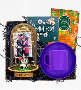 İsimli Fotoğraflı ve Işıklı Fanus & Mor Kahve Fincanı  Kişiye Özel Premium Set (Model 8)