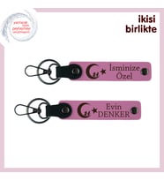Sevgililer Günü İçin Vatan Temalı Hediye – Çocuk Ve Ayyıldız Deri Anahtarlık Seti, Pembe-Pembe