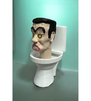 Skibidi Toilet G Man Oyuncak Figür Şibili Tuvalet G Man 13 Cm