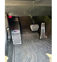 Bmw x Serisi F26 Otomatik Pedal Seti Geçmeli Logolu