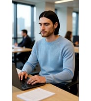 Erkek Mavi Bisiklet Yaka Fitted Seamless Reglan Kol Akrilik Triko Kazak Modern Şıklık Rahatlık