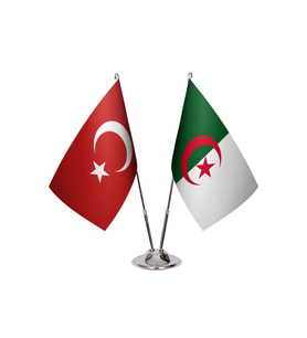 Cezayir İkili Masa Bayrağı