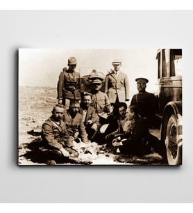 Atatürk Ankara'da 1926 Kanvas Tablo