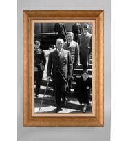 Altın Varaklı Paspartulu Çerçeveli Atatürk Tablo nt628
