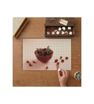 Kasedeki Kozalaklar Tasarımı 240 parça Ahşap Puzzle Ahşap Kutuda MP00204