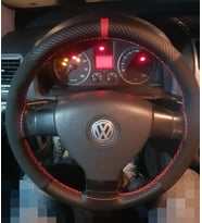 DİKİŞLİ DİREKSİYON KILIFI KARBON NUBUK KIRMIZI YÜZÜK KIRMIZI DİKİŞLİ VW GOLF PASSAT