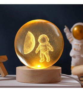 3D Uzak Işıklı Astronot Kristal Cam Küre Gece Lambası