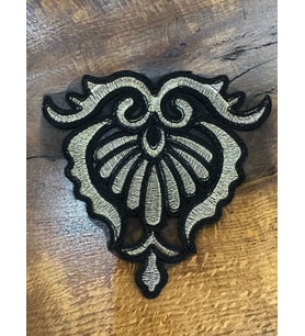 VARAKLI NAKIŞ İŞLEME ARMA DİKİŞ APLİKE 16X14 CM (Altın)