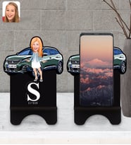 BK Gift Kişiye Özel Plakalı Kadın Peugeot 3008 Karikatürlü Ahşap Biblo Telefon Standı-1