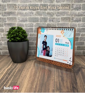 2026 Yılı Ahşap Masa Takvimi Piramit Takvim Kişiye Özel 12 Yaprak --- 2026 ---