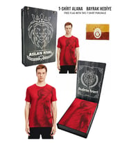 Galatasaray Orijinal Lisanslı Aslan Baskılı Sarı T-Shirt Bayrak ve Lazer Kutu Hediyeli (Kırmızı)