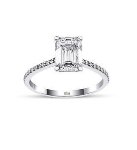 2.50 Karat Emerald Tektaş Laboratuvar Pırlanta Yüzük - HRD Sertifikalı