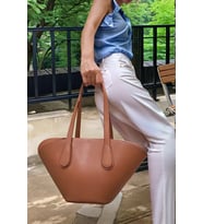 Kadın Şık Bej Suni Deri Shopper Çanta Günlük Ve İş Kullanımı İçin Özenle Seçilmiş Mükemmel Uyum (Taba)