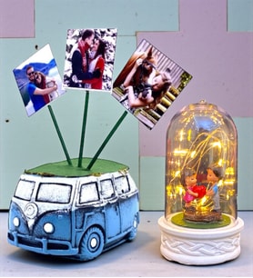 Kişiye Özel Hediye Seti Led Işıklı Fanus ve 3 Fotoğraflı Mavi Vosvos Saksı (Model 8)