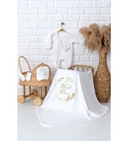 Pia Baby Premium  %100 Pamuk İsme Özel Kız Bebek Battaniye Tulum Hastane Çıkışı Hediye Seti 5080-05 (Ekru)
