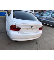 BMW E90 SPOYLER (SRY)