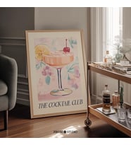 Pastel Martini Kokteyli: Eğlenceli Bar Arabası Sanatı ( )