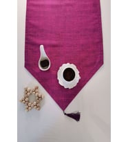 Soft Modern Üçgen Püsküllü Runner 40x150 (Fuşya)