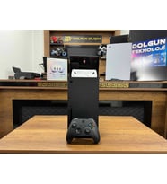 Microsoft Xbox Series X 1 TB SSD Tek Kol Siyah Kutulu (İKİNCİ EL)