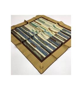 Geometrik Desen Gold Seri Twill Eşarp Eşarp Askısı ile Birlikte 90x90 cm Hardal 