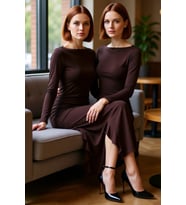 Kadın Bodycon Kayık Yaka Eteği Fırfırlı Uzun Kollu Maxi Boy Örme Elbise Şık Ve Zarif Görünüm