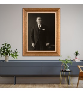 Altın Varaklı Çerçeveli Paspartulu Atatürk Tablo DC0986 (Gold)