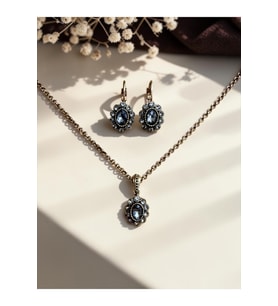 Kristal Taşlı Oval Kolye ve Küpe Seti