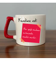 Kendime Not: Her Güçlü Kadının Arkasında Kendisi Vardır Baskılı Kırmızı Kulplu  D Kupa (Beyaz)