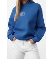 Tarz Bol Kapüşonlu Düşük Kol Uzun Geniş Kalıp Nakışlı Kalın İçi Polarlı Örme Sweatshirt (Saks)