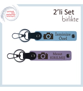 Fotoğraf Tutkunlarına Özel, Kamera Desenli, İsimler Yazılabilir 2’li Anahtarlık Seti, Gök Mavi-Mor