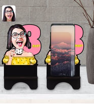 BK Gift Kişiye Özel Kadınlar Günü Karikatürlü Ahşap Biblo Telefon Standı-3