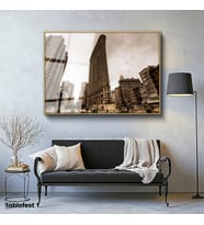 Altın Renk Metal Çerçeveli Tamperli Cam Tablo New York Flatiron Binası Şehir Mimari Tablo Duvar Dekoru