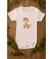 Kız Bebek Zürafa Baskılı Ekru Çıtçıtlı Body