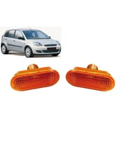 Ford Fiesta Sağ Sol Çamurluk Sinyal Lambası 2004--2008