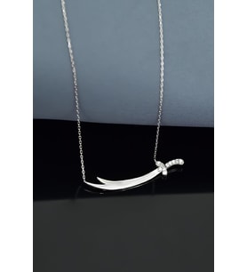 Papatya Silver 925 Ayar Gümüş Rodyum Kaplama Yatay Taşlı Zülfikar Kılıç Kolye