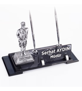 Atatürk Heykeli Biblolu Elit Kristal İsimlik Masa İsimliği Çift Kalemli İsimlik Lüks Ofis Hediye