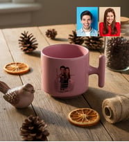 Kişiye Özel Karikatürlü Romantik Aşıklar Sevgiliye Hediye T Pastel Kupa Sevgililer Günü Hediyesi