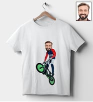 Kişiye Özel Bisiklet Tasarımlı Karikatür Tişört 110 (Beyaz)