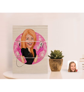 BK Gift Kişiye Özel Kadın Güzellik Uzmanı Karikatürlü Otantik Masaüstü Ahşap Palet Çerçeve-3 (Beyaz)