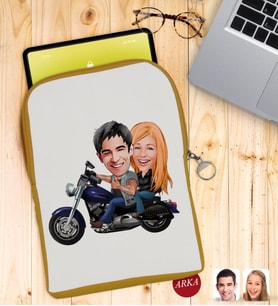 BK Gift Kişiye Özel Motorcu Sevgililer Karikatürlü Taşınabilir Koruyucu Tablet Kılıfı & Organizer Çanta - Sarı-1